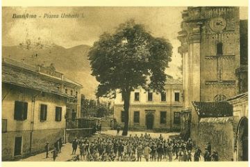ora Piazza Cavour (circa 1910)