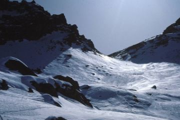 13 gli ampi pendii, esposti a nord, della Porta del Villano