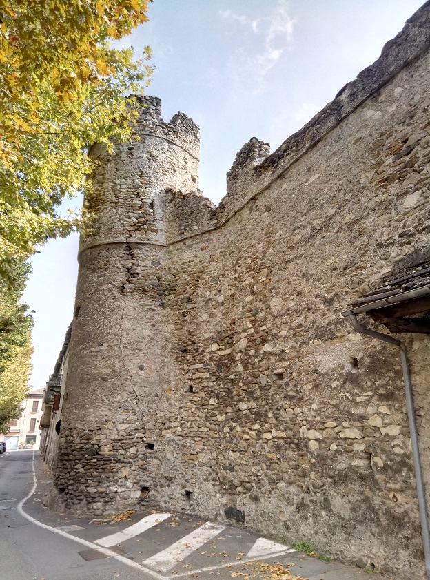 Torre della cinta muraria costruita nella seconda metà del 1300
