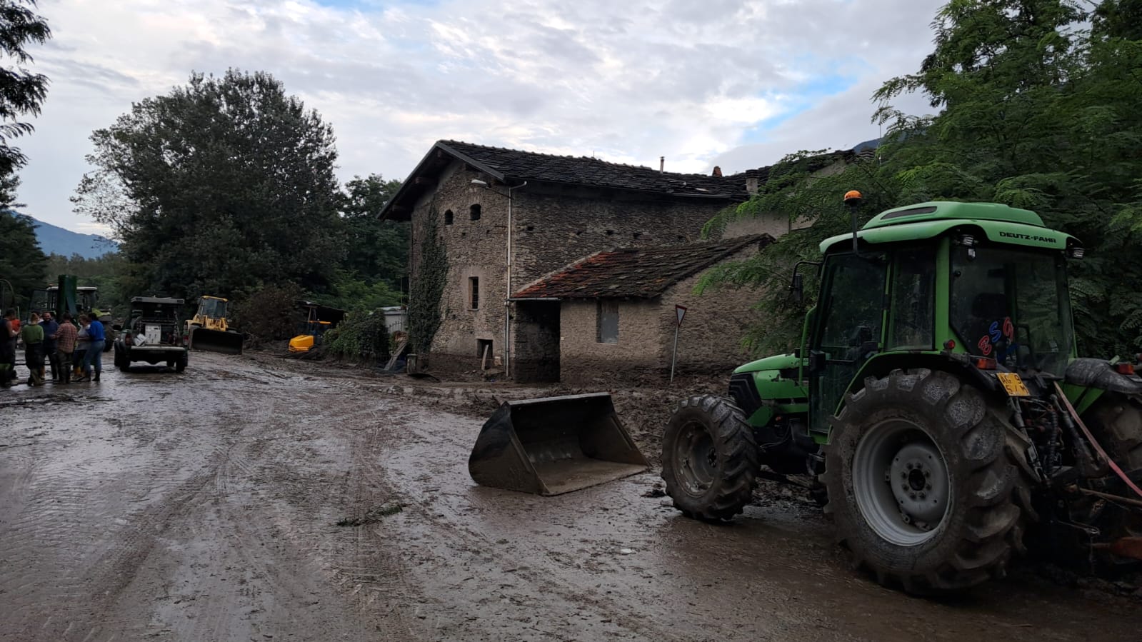 vista della cascin arbone' ripulita